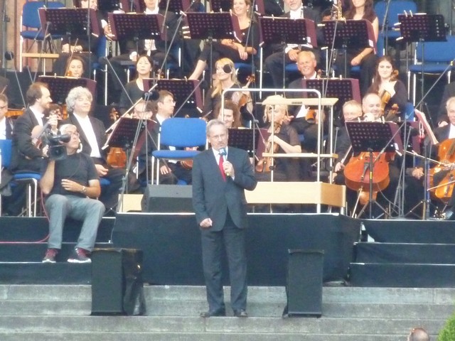 Klassik am Odeonsplatz zieht viele begeisterte Zuschauer an