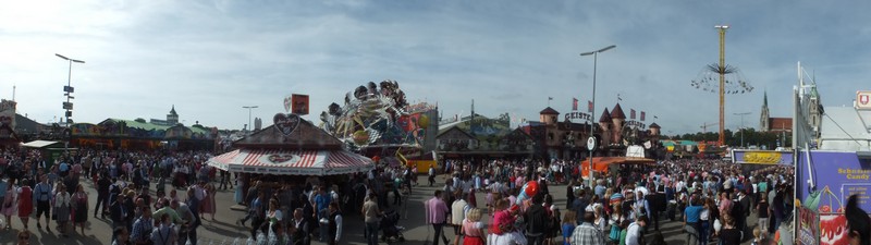 Bisher eine ruhige aber gut besuchte Wiesn 2013