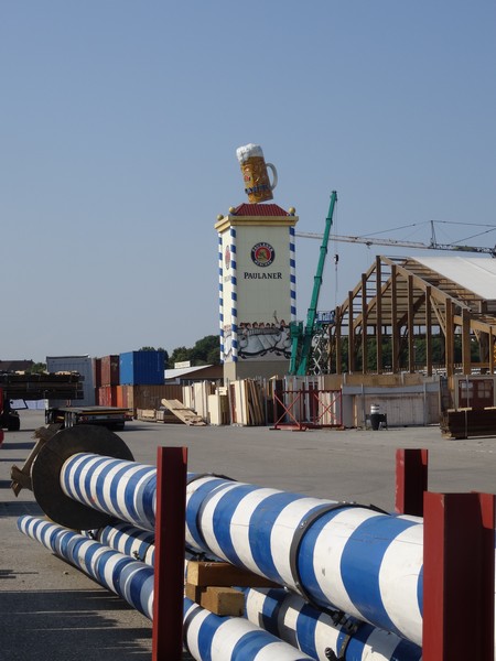 Ein Hauch von der Wiesn liegt über der Stadt