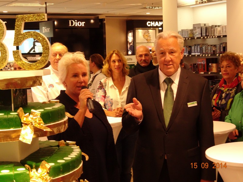 Jubiäum beim Kaufhof am Marienplatz