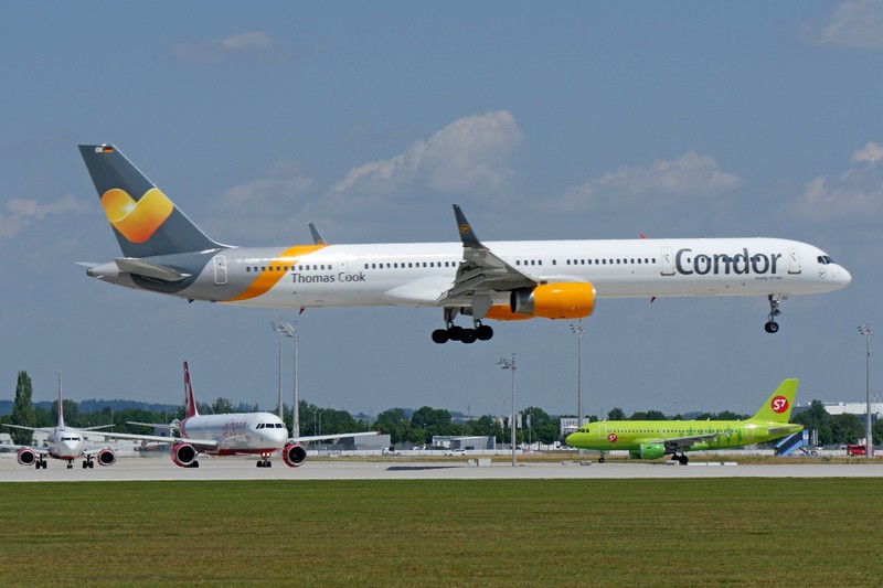 Müncher Airport im Steilflug