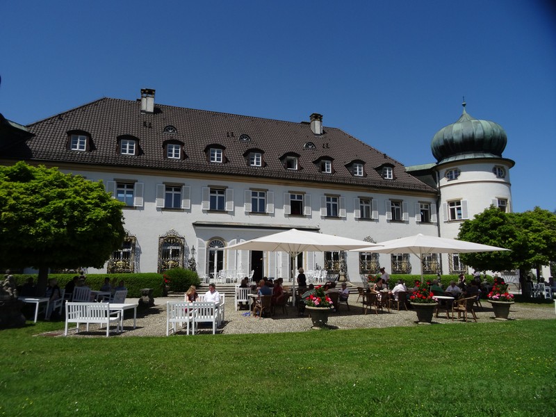 Kunstausstellung im Schloss Höhenried